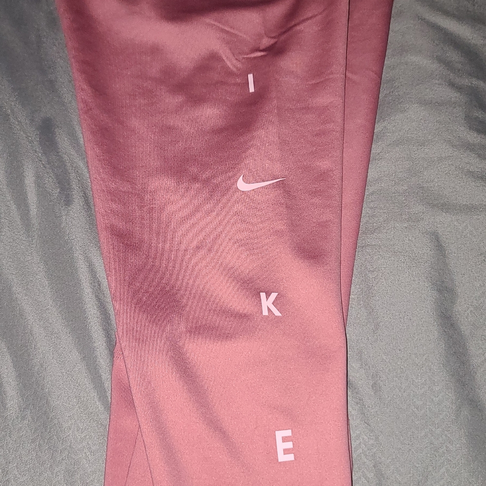 Nike Leggings - Picture 11 of 16